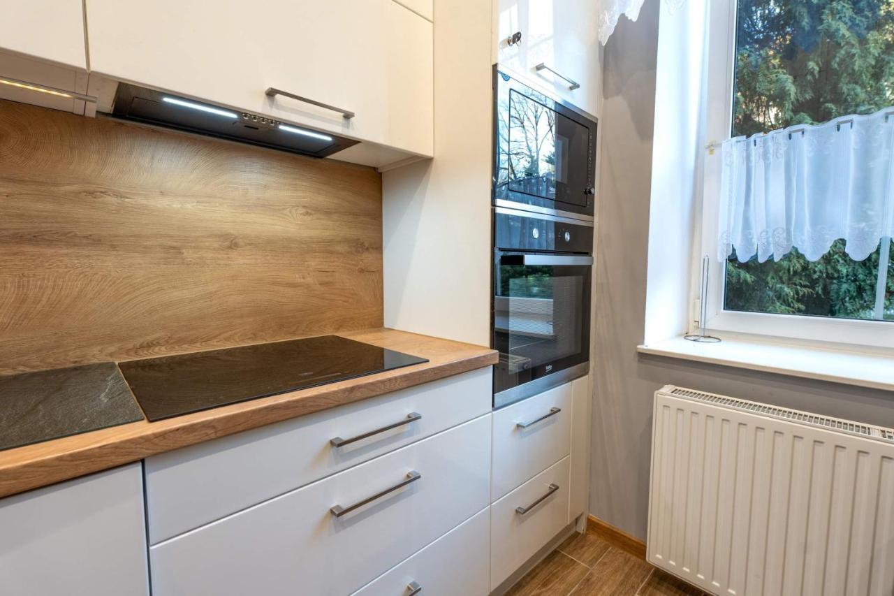 U Sysi Appartement Kudowa-Zdrój Buitenkant foto